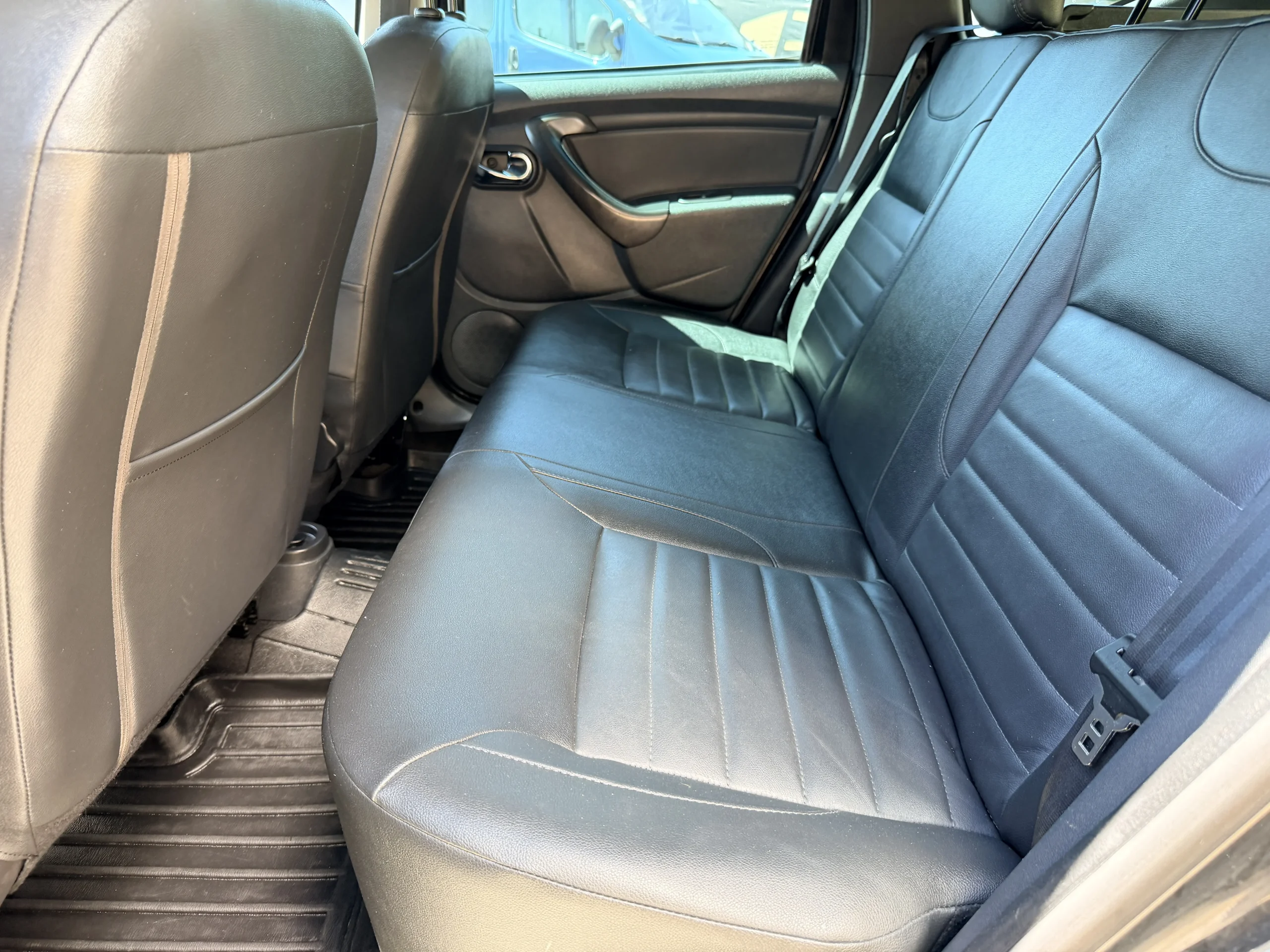 
								DACIA DUSTER 4X4 2014 1.5 DIESEL EURO 5 Rate Avans 0 Doar Cu Buletinul full									