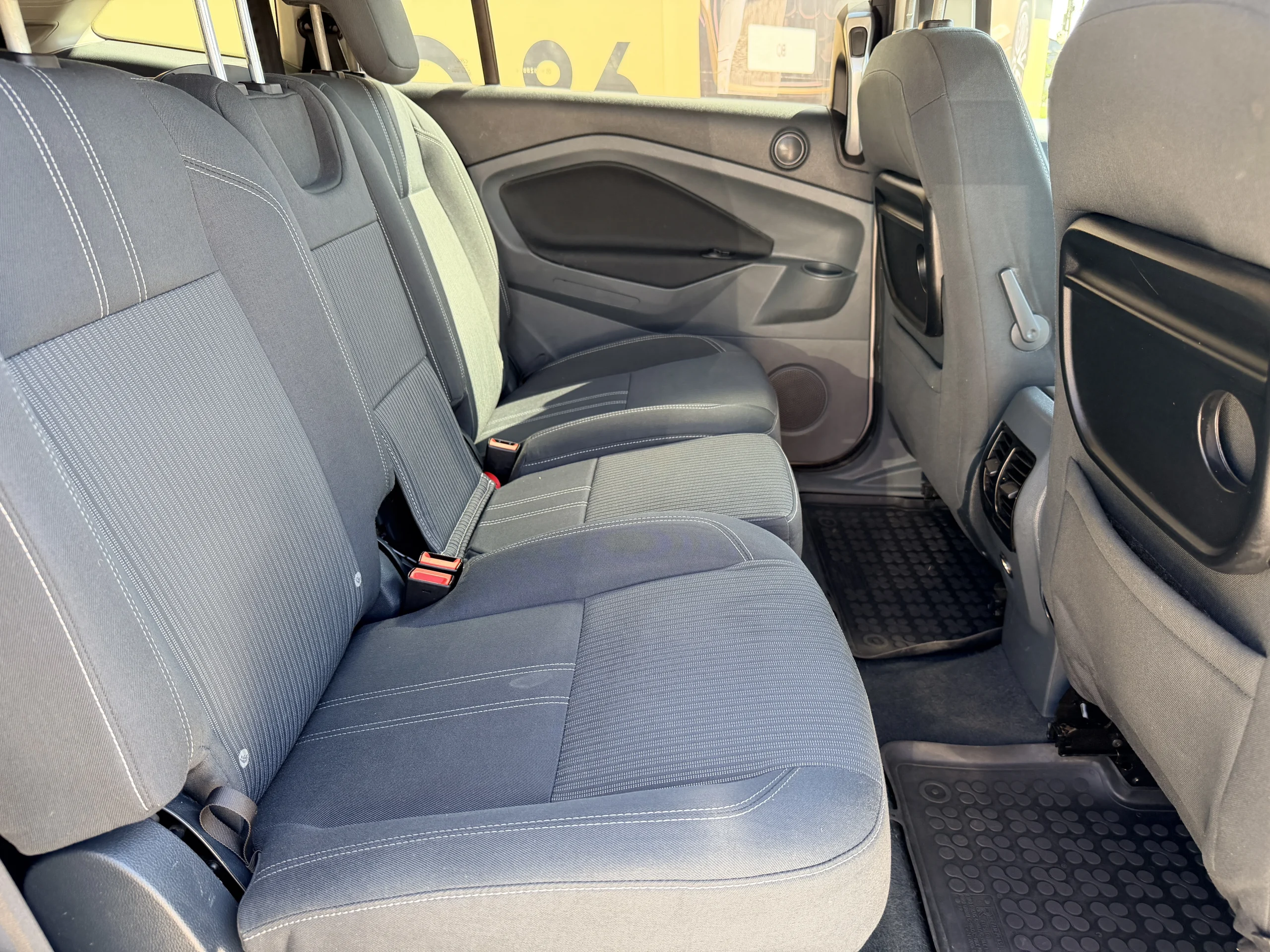 
								FORD FOCUS GRAND C-MAX 7 LOCURI 2012 1.6 DIESEL EURO 5 Rate Avans 0 Doar Cu Buletinul full									