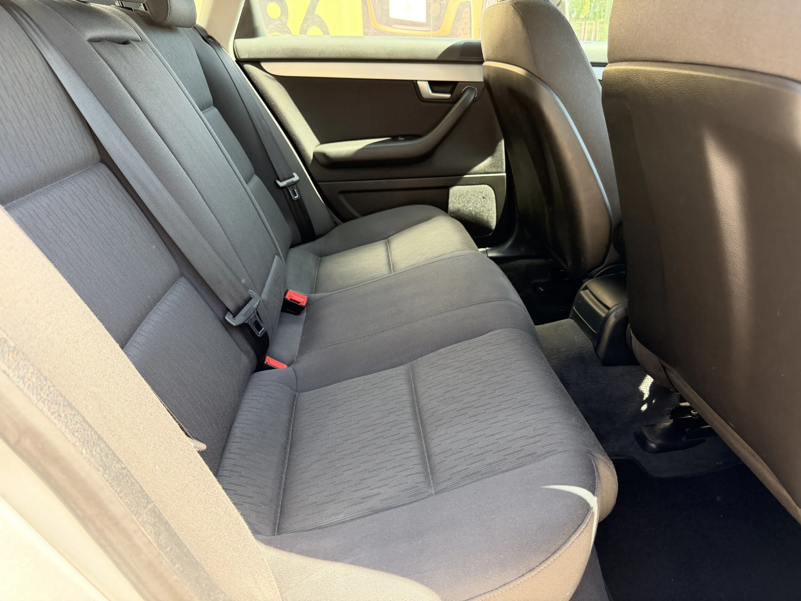 
								AUDI A4 2007 1.6 BENZINA EURO 4 Rate Avans 0 Doar Cu Buletinul full									