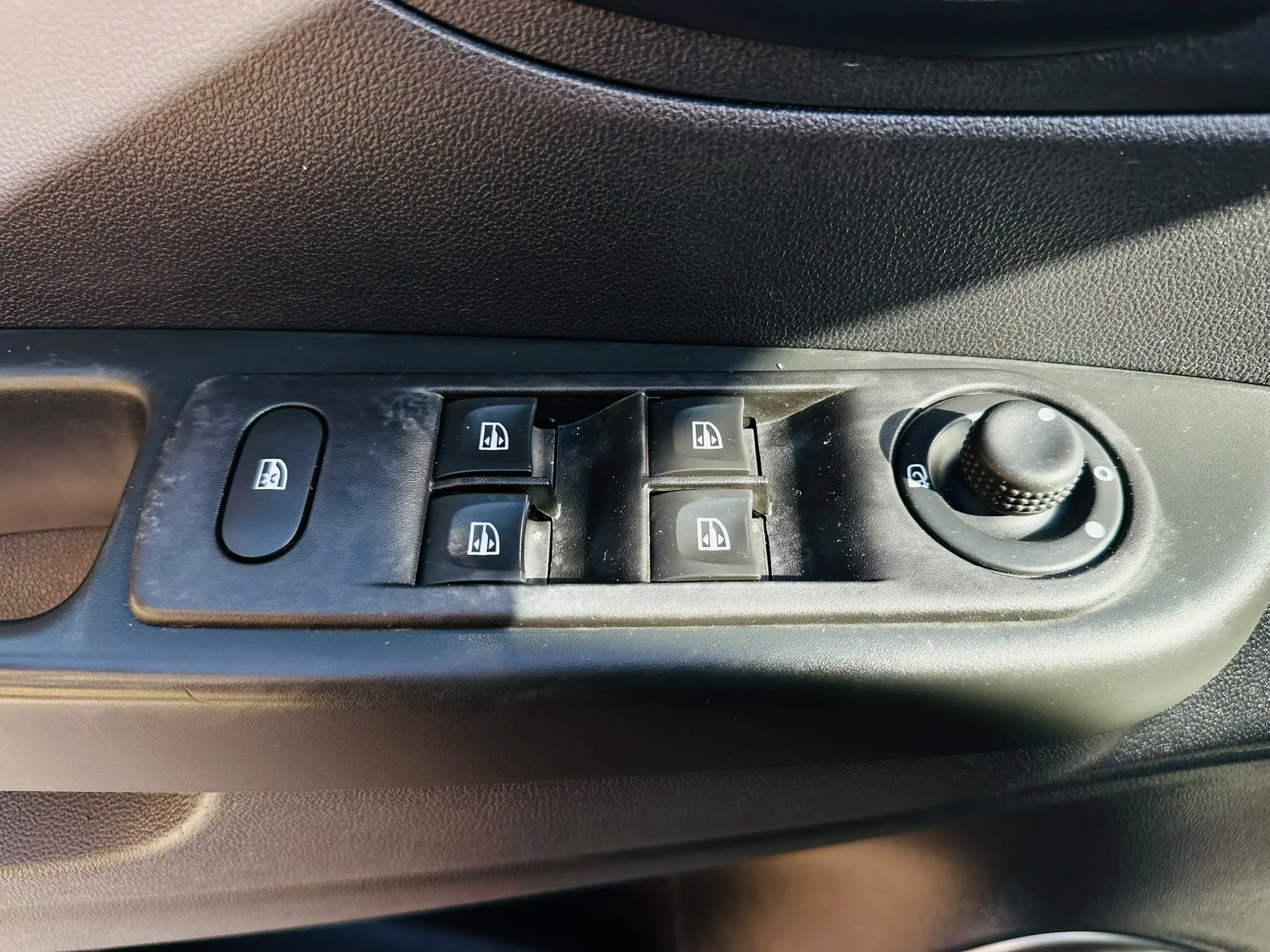 
								RENAULT CAPTUR 2017 0.9 BENZINA EURO 6 Rate Avans 0 Doar Cu Buletinul full									