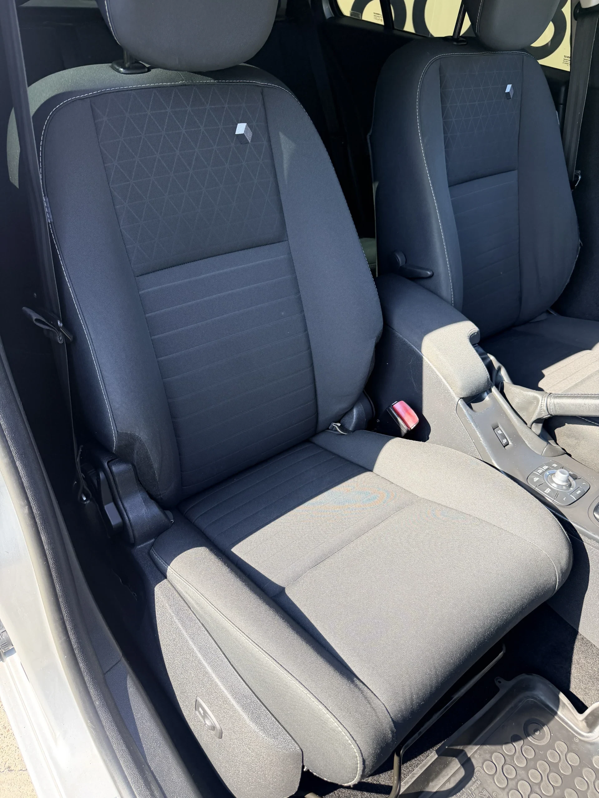 
								RENAULT MEGANE 2015 1.5 DIESEL EURO 6 Rate Avans 0 Doar Cu Buletinul full									