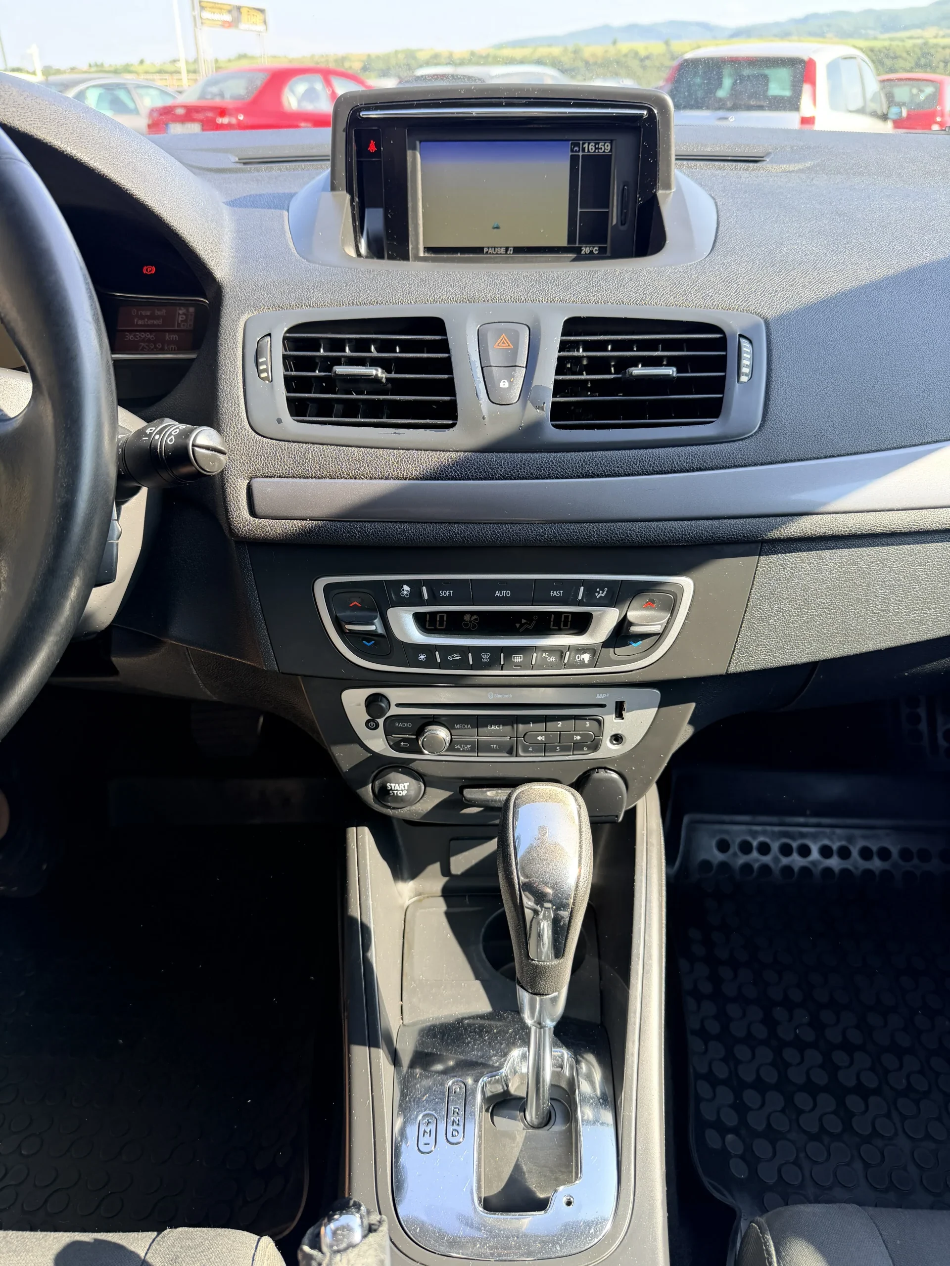 
								RENAULT MEGANE 2015 1.5 DIESEL EURO 6 Rate Avans 0 Doar Cu Buletinul full									