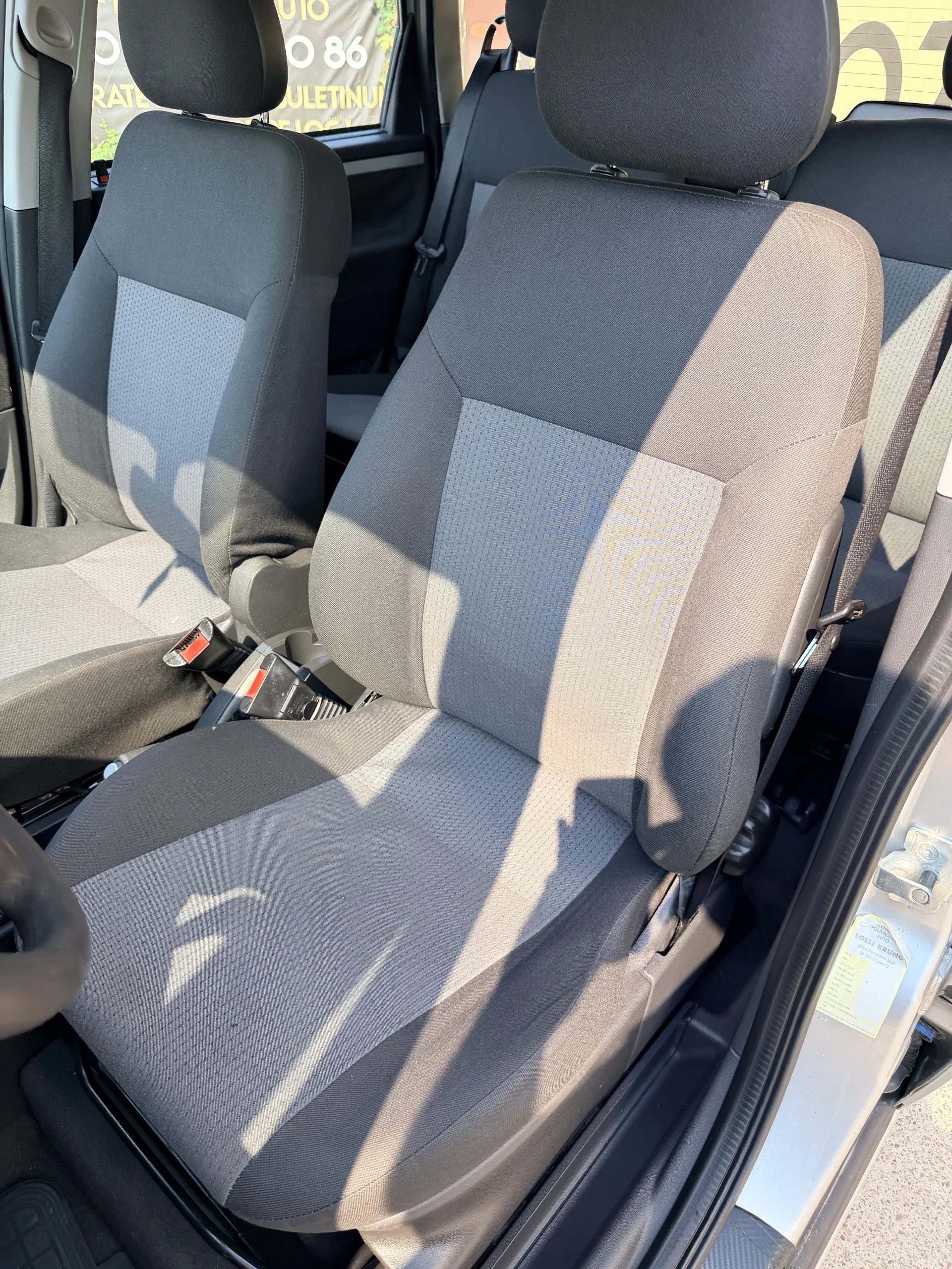 
								OPEL MERIVA 2004 1.6 BENZINA EURO 4 Rate Avans 0 Doar Cu Buletinul full									