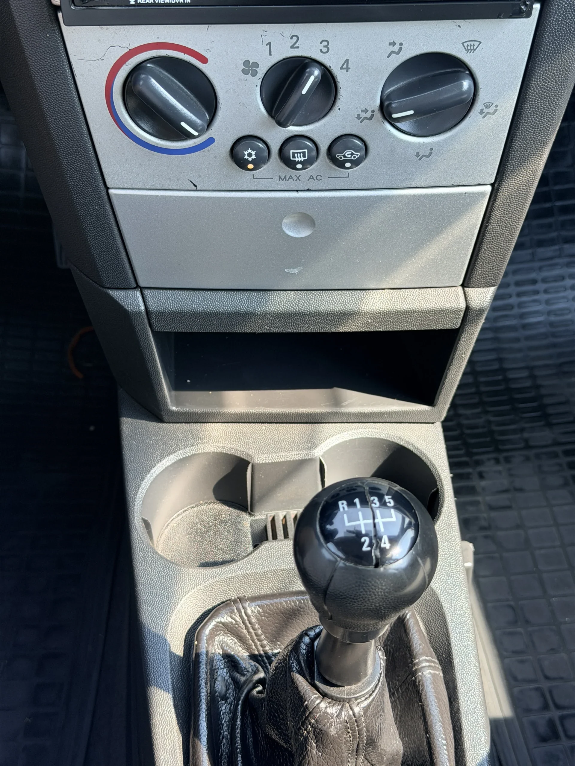 
								OPEL MERIVA 2004 1.6 BENZINA EURO 4 Rate Avans 0 Doar Cu Buletinul full									
