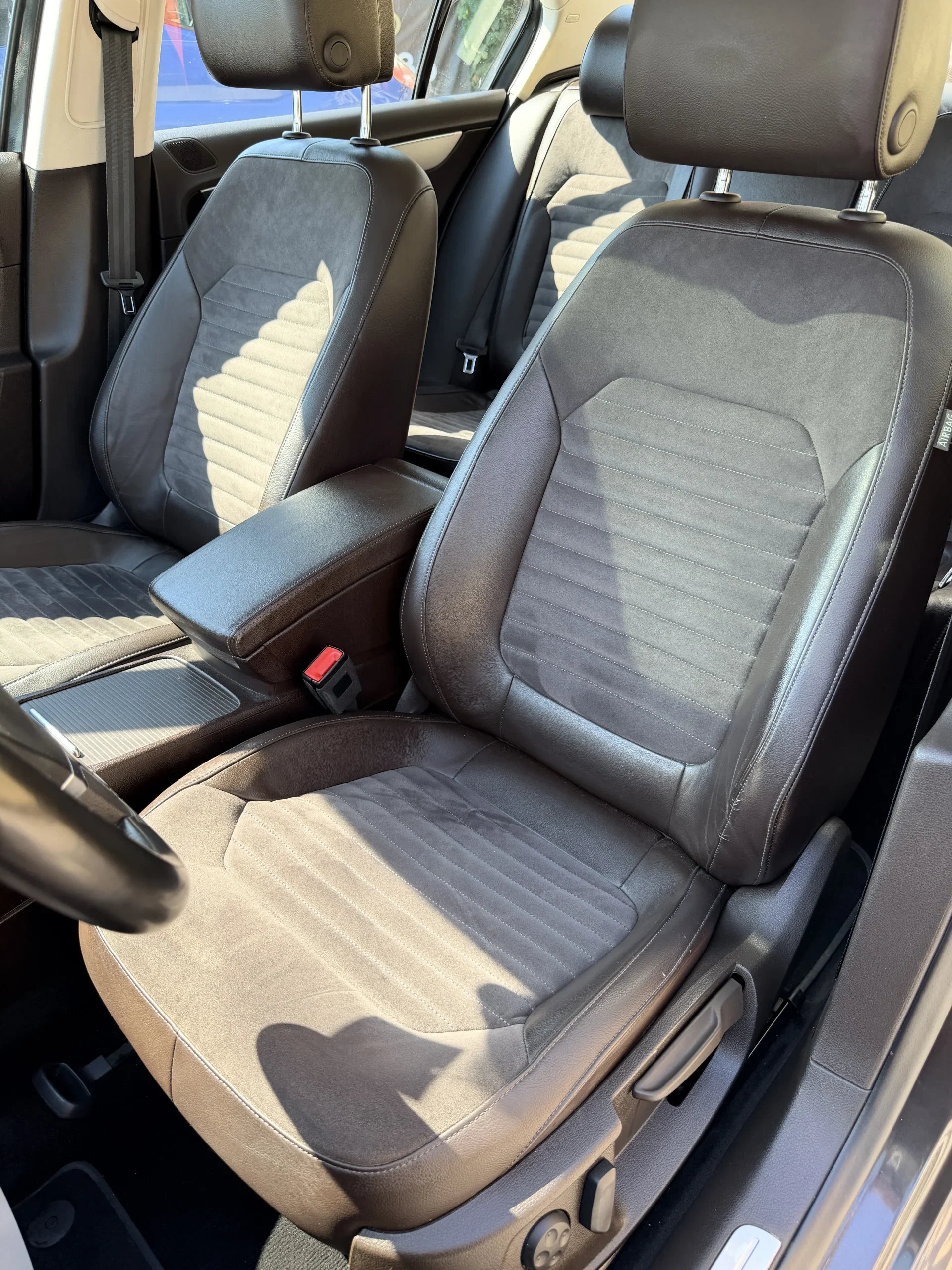 
								VOLKSWAGEN PASSAT 2011 1.4 BENZINA EURO 5 Rate Avans 0 Doar Cu Buletinul full									
