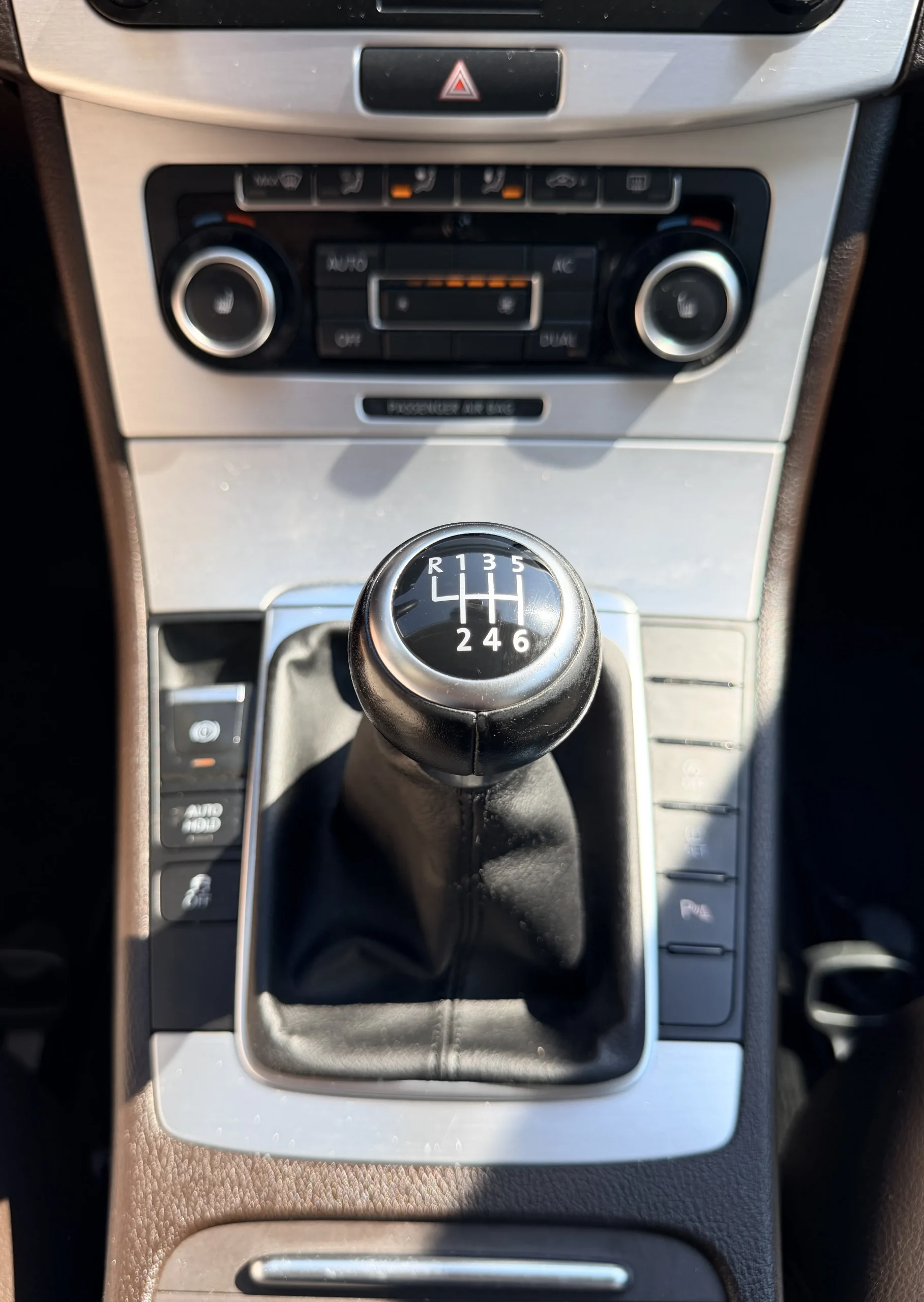 
								VOLKSWAGEN PASSAT 2011 1.4 BENZINA EURO 5 Rate Avans 0 Doar Cu Buletinul full									