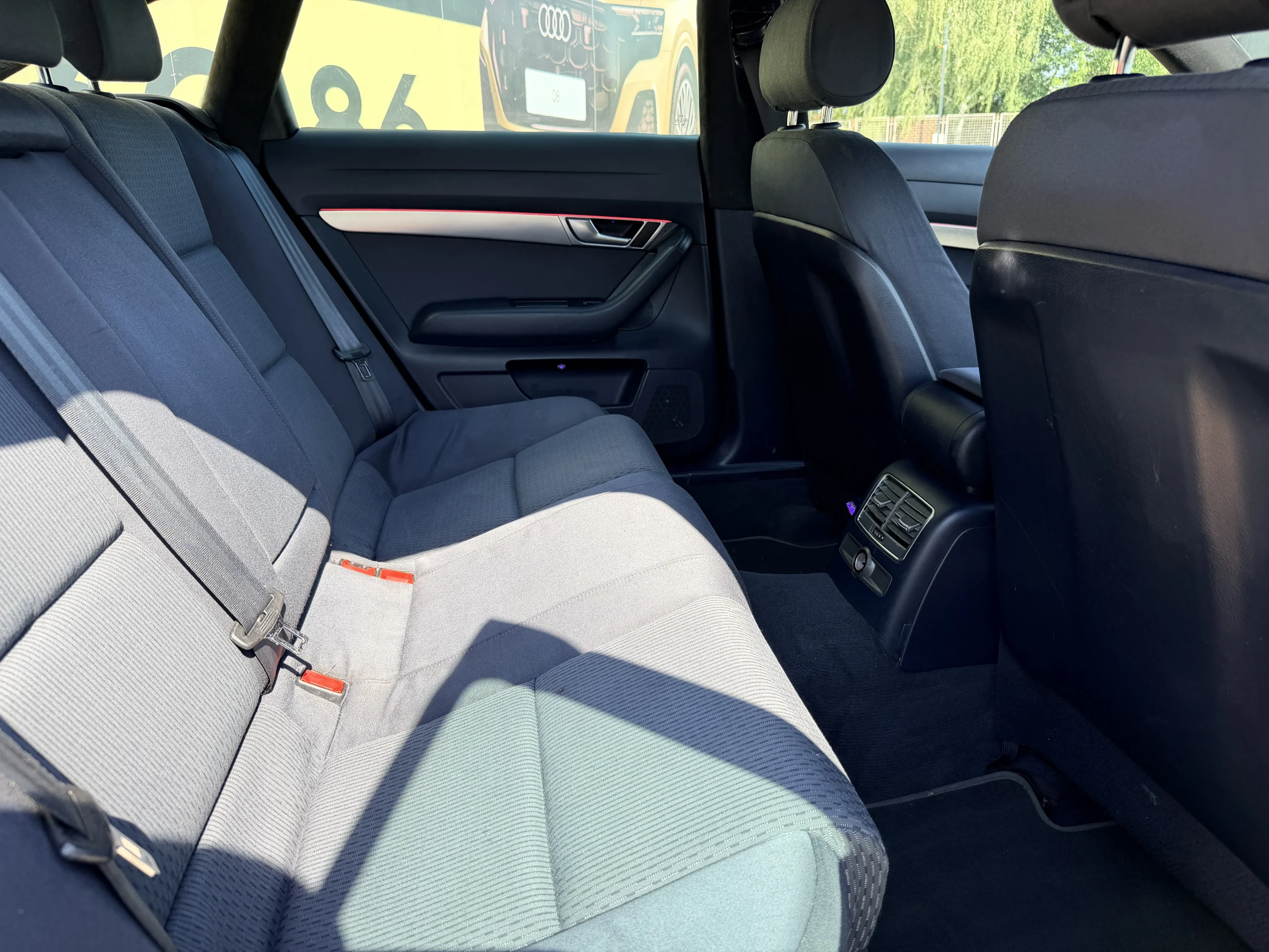 
								AUDI A6 2005 2.0 DIESEL EURO 4 Rate Avans 0 Doar Cu Buletinul full									