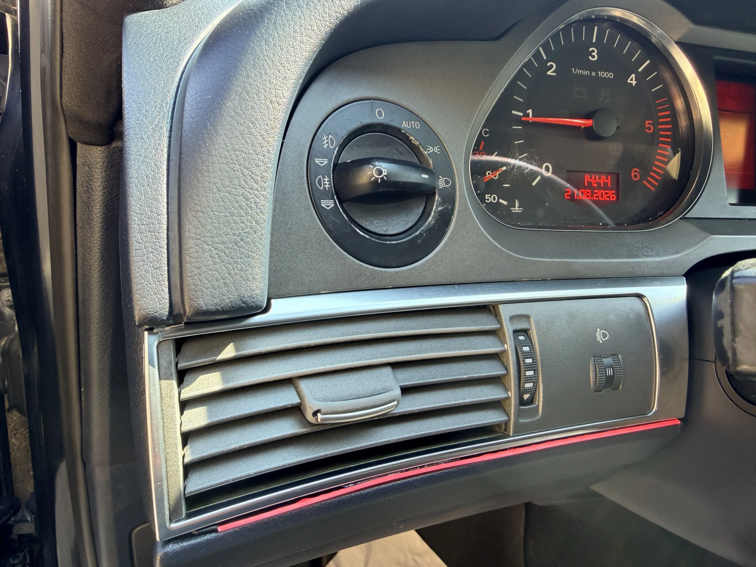 
								AUDI A6 2005 2.0 DIESEL EURO 4 Rate Avans 0 Doar Cu Buletinul full									