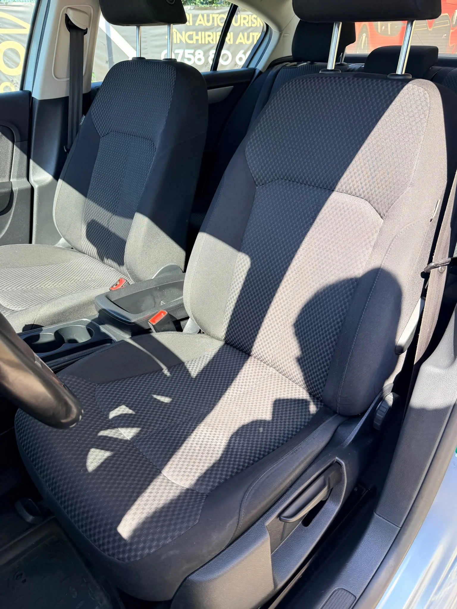 
								VOLKSWAGEN PASSAT 2012 1.8 BENZINA EURO 5 Rate Avans 0 Doar Cu Buletinul full									