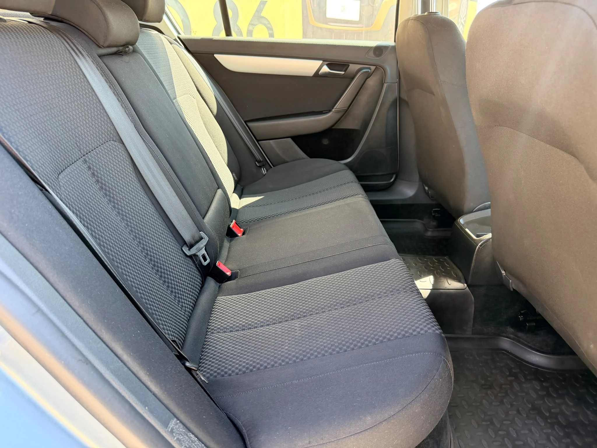 
								VOLKSWAGEN PASSAT 2012 1.8 BENZINA EURO 5 Rate Avans 0 Doar Cu Buletinul full									