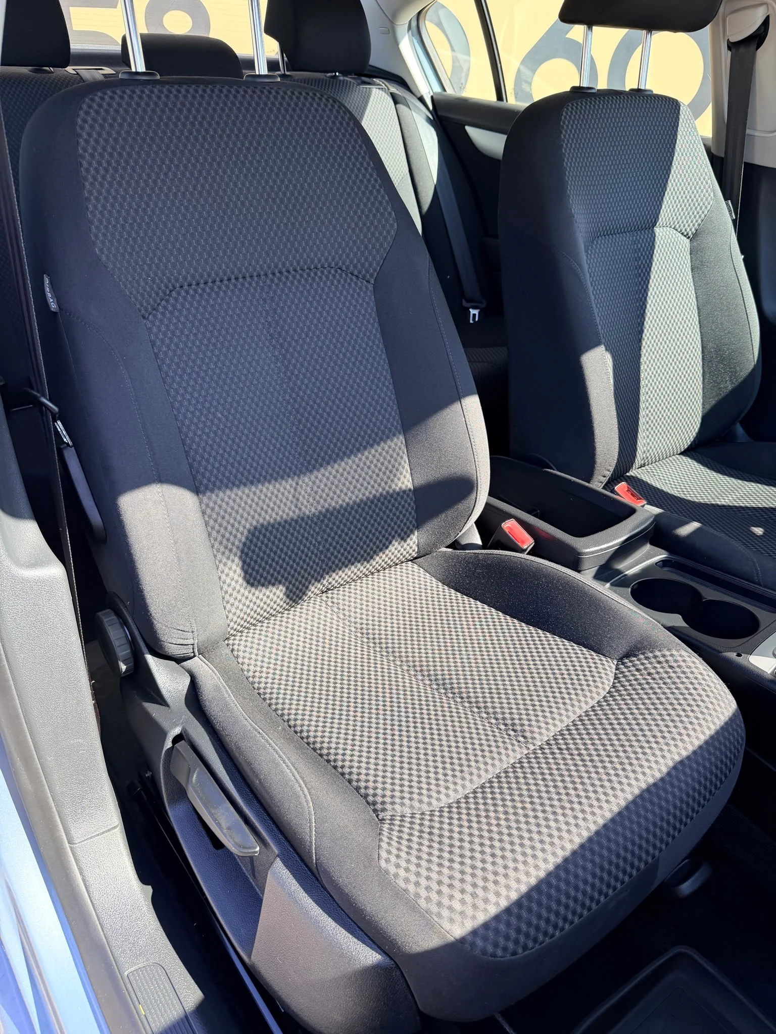 
								VOLKSWAGEN PASSAT 2012 1.8 BENZINA EURO 5 Rate Avans 0 Doar Cu Buletinul full									