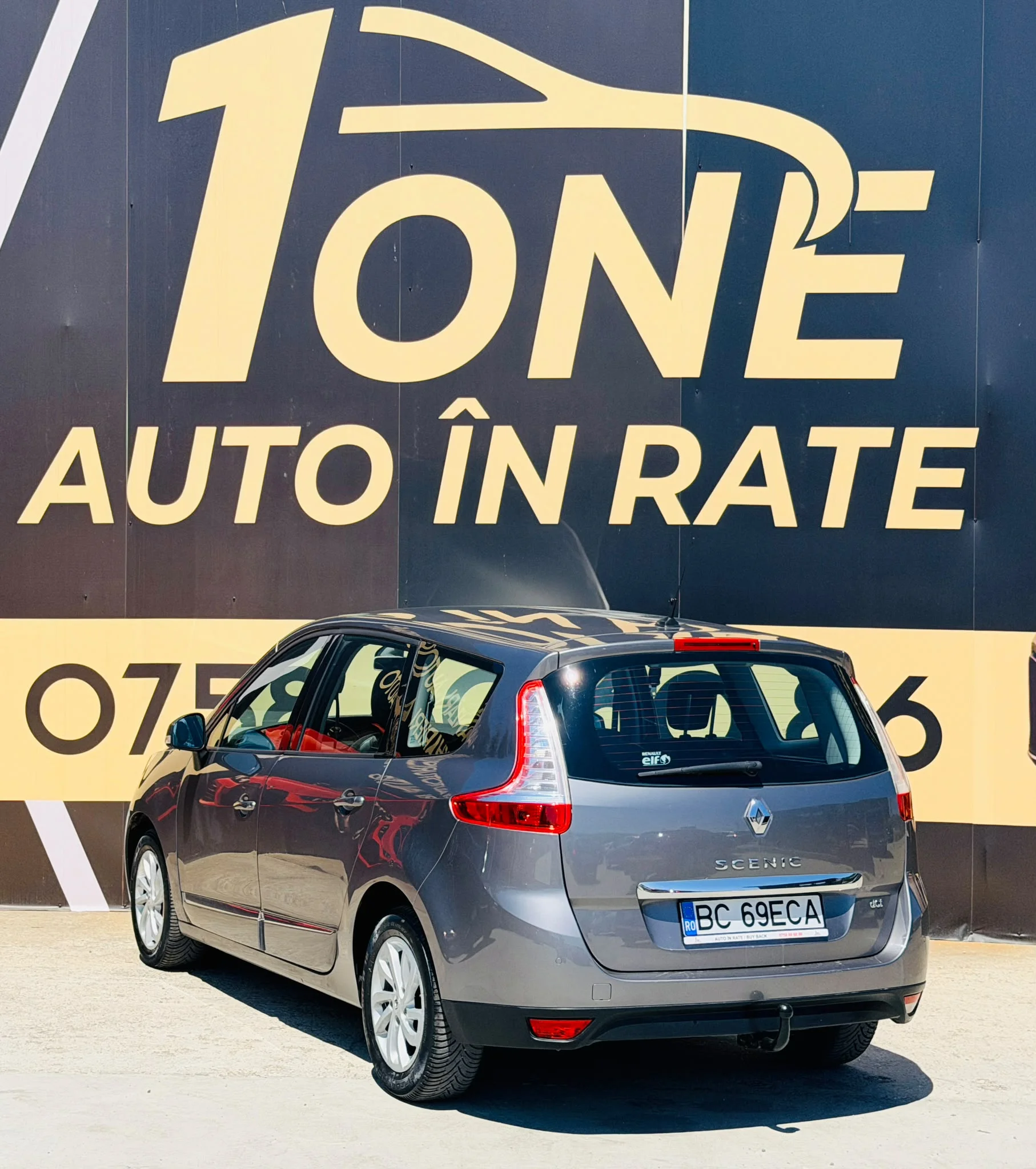 
								RENAULT GRAND SCENIC 2013 1.5 DIESEL EURO 5 Rate Avans 0 Doar Cu Buletinul full									